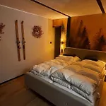 Fuxbau Design-ferienhaus Im Harz Mit Sauna Und Kamin Thale